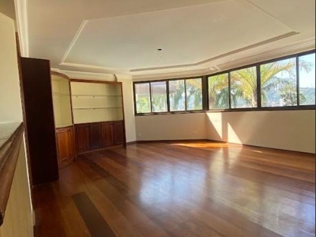 Apartamento para Venda em São Roque/SP Centro 4 Quartos
