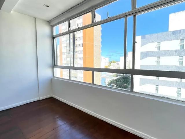 Apartamento para Venda em Salvador/BA Costa Azul 2 Quartos