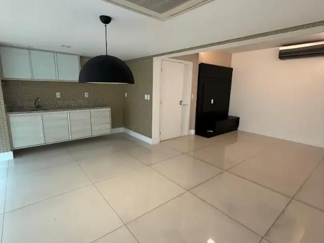 Apartamento para Venda em Salvador/BA Caminho das Árvores 4 Quartos