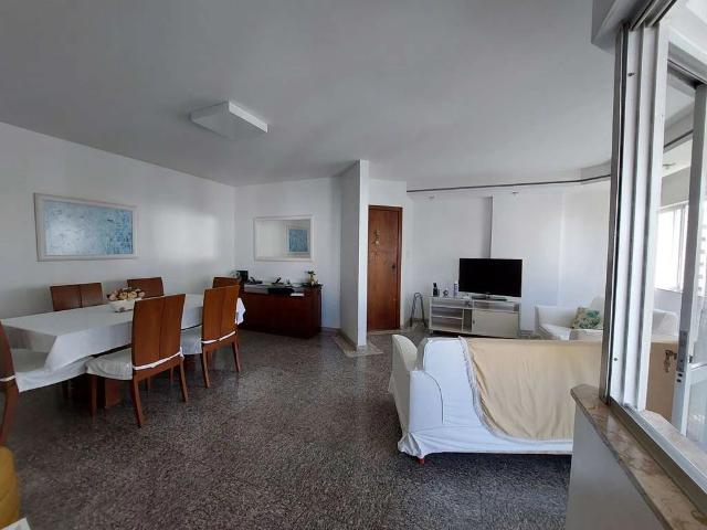 Apartamento para Venda em Salvador/BA Caminho das Árvores 4 Quartos