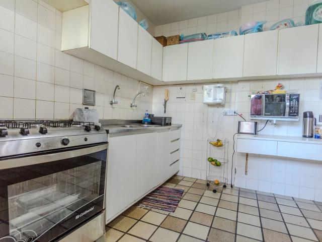 Apartamento para Venda em Salvador/BA Caminho das Árvores 4 Quartos