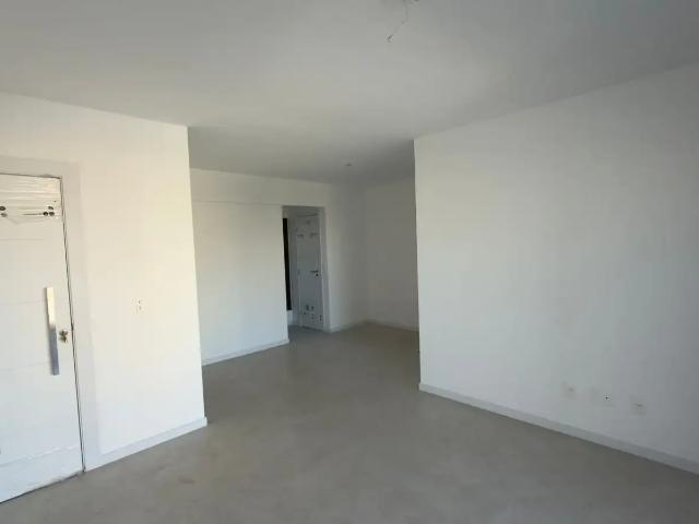 Apartamento para Venda em Salvador/BA Caminho das Árvores 3 Quartos