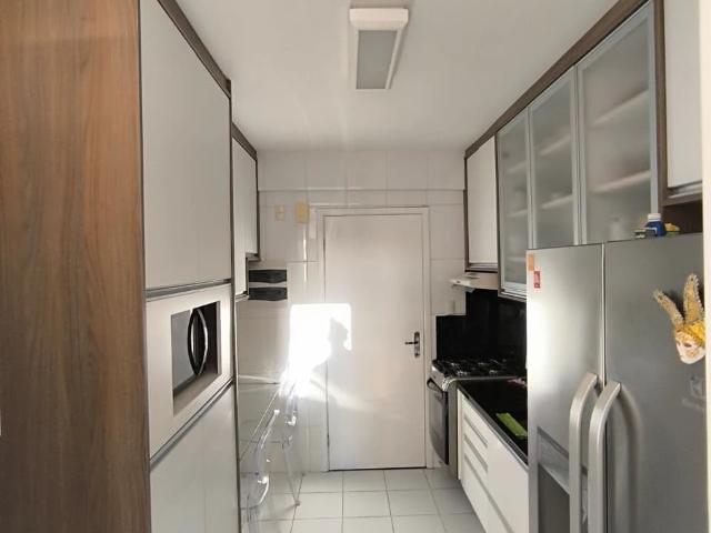 Apartamento para Venda em Salvador/BA Caminho das Árvores 3 Quartos