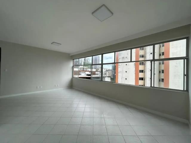 Apartamento para Venda em Salvador/BA Campo Grande 3 Quartos