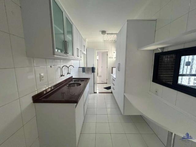 Apartamento para Venda em Salvador/BA Candeal 4 Quartos