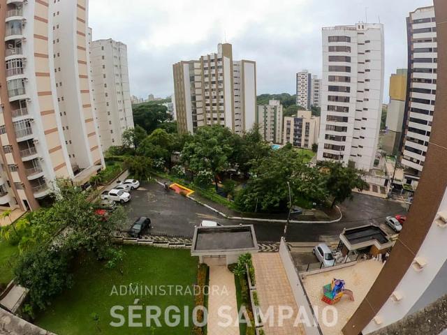 Apartamento para Venda em Salvador/BA Candeal 4 Quartos