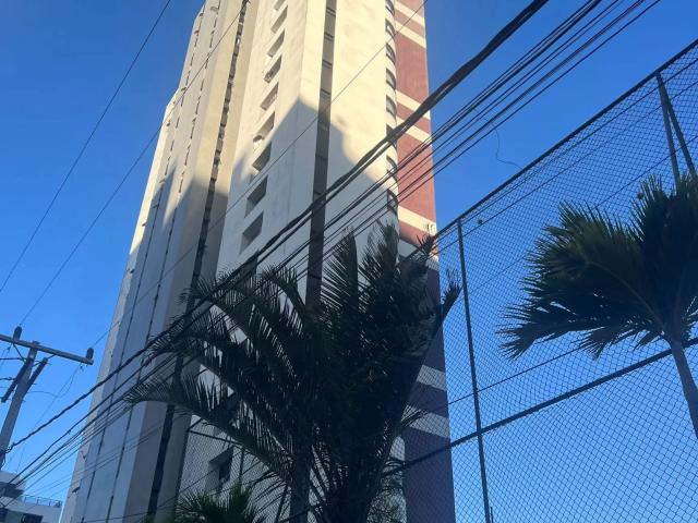 Apartamento para Venda em Salvador/BA Candeal 5 Quartos