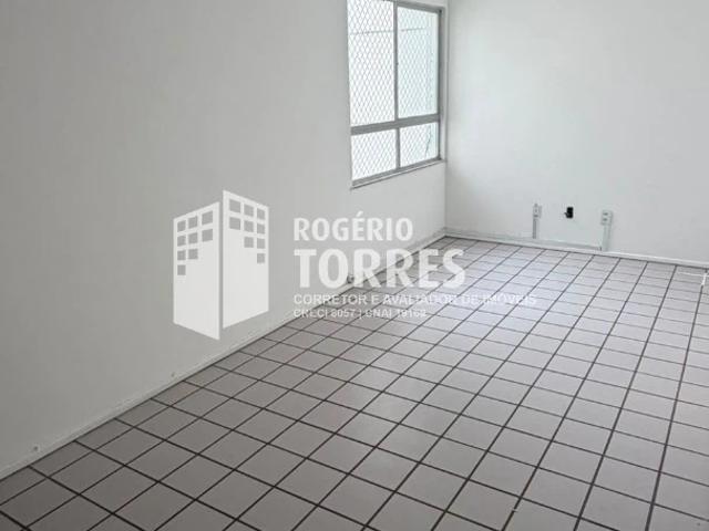 Apartamento para Venda em Salvador/BA Candeal 2 Quartos
