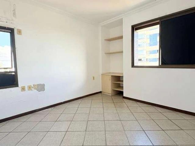 Apartamento para Venda em Salvador/BA Candeal 3 Quartos
