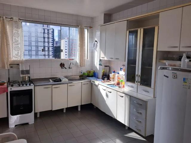 Apartamento para Venda em Salvador/BA Amaralina 3 Quartos