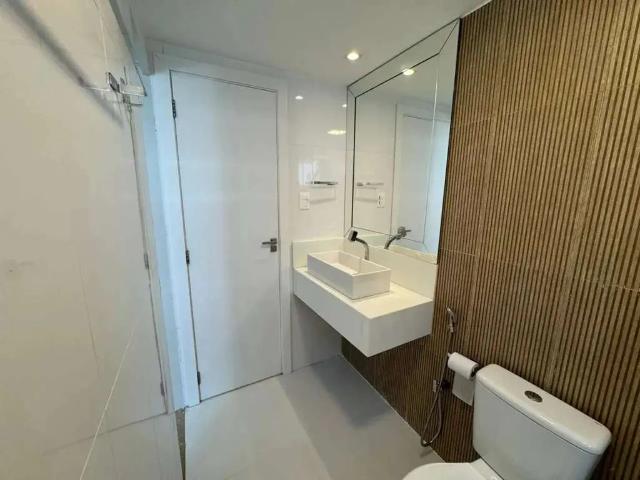 Apartamento para Venda em Salvador/BA Alphaville I 2 Quartos