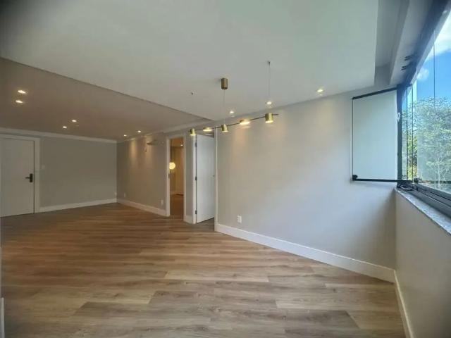 Apartamento para Venda em Salvador/BA Alphaville I 2 Quartos