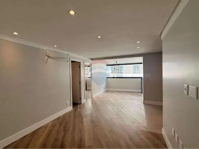 Apartamento para Venda em Salvador/BA Alphaville I 2 Quartos