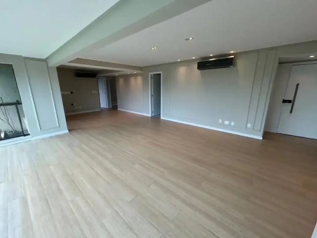 Apartamento para Venda em Salvador/BA Alphaville I 3 Quartos