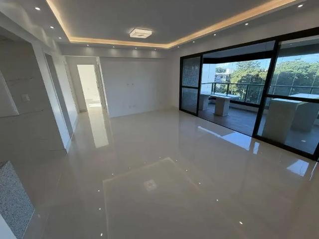 Apartamento para Venda em Salvador/BA Alphaville I 3 Quartos