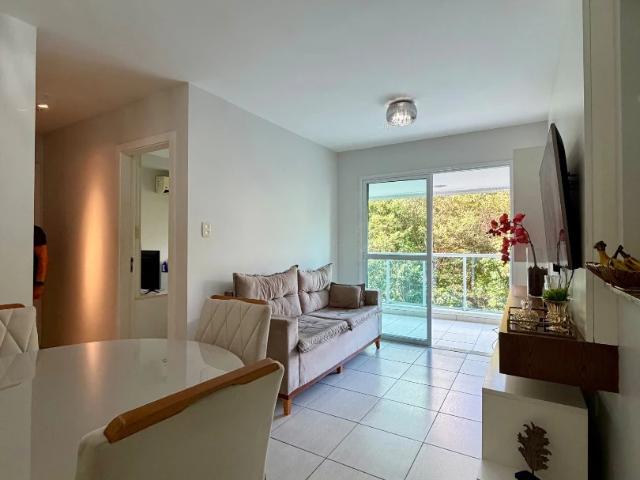 Apartamento para Venda em Salvador/BA Alphaville I 3 Quartos