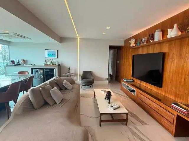 Apartamento para Venda em Salvador/BA Barra 3 Quartos