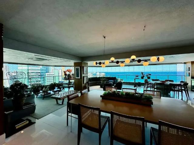 Apartamento para Venda em Salvador/BA Barra 4 Quartos