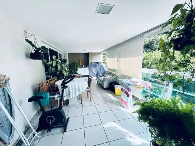 Apartamento para Venda em Salvador/BA Barra 4 Quartos