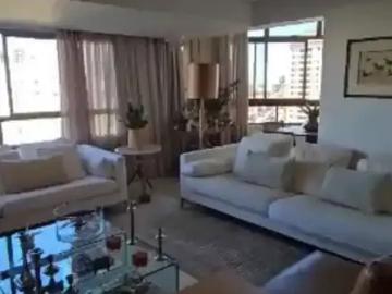 Apartamento à venda em Rua Guillared Muniz - Garagem