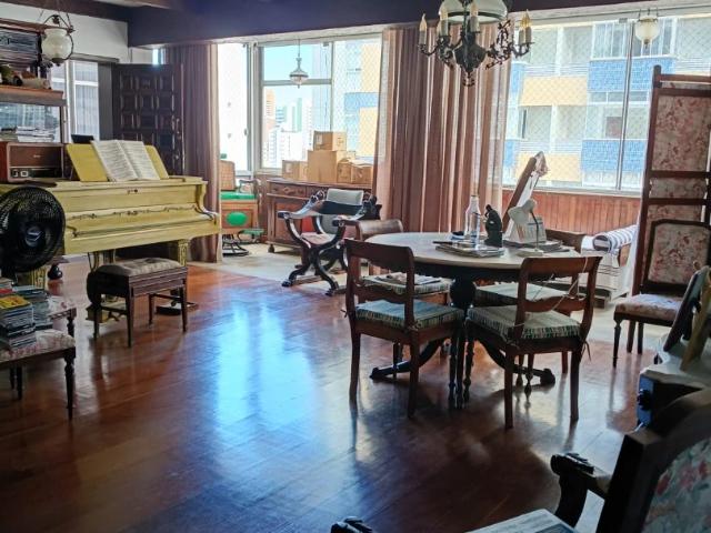 Apartamento para Venda em Salvador/BA Graça 4 Quartos