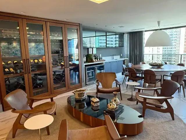 Apartamento para Venda em Salvador/BA Graça 4 Quartos