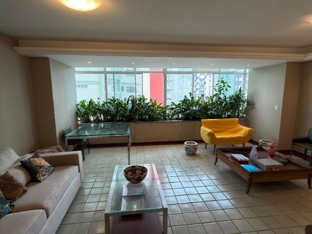 Apartamento para Venda em Salvador/BA Graça 4 Quartos