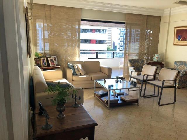 Apartamento para Venda em Salvador/BA Graça 4 Quartos