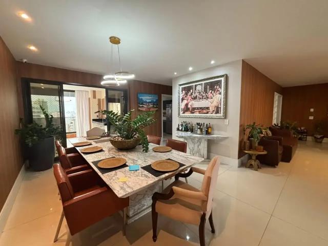Apartamento para Venda em Salvador/BA Graça 4 Quartos