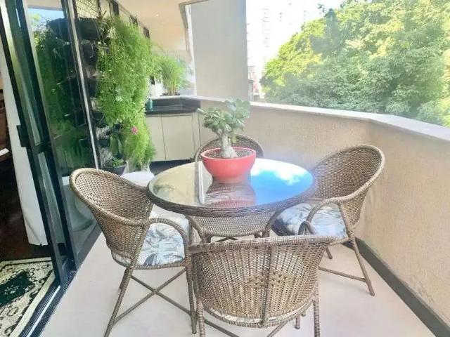 Apartamento para Venda em Salvador/BA Graça 4 Quartos