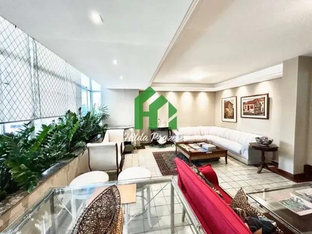 Apartamento para Venda em Salvador/BA Graça 5 Quartos
