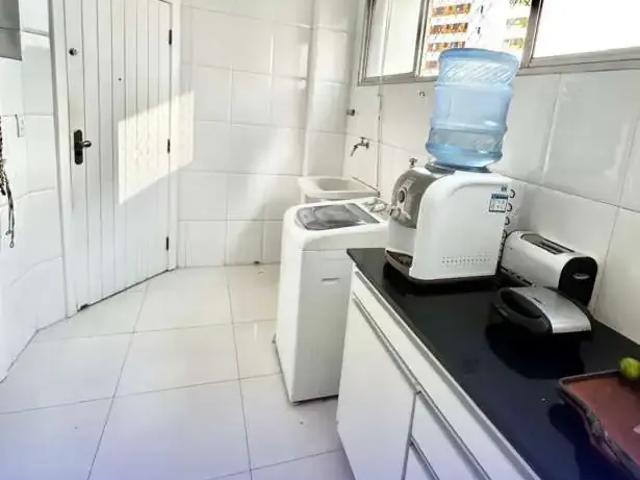 Apartamento para Venda em Salvador/BA Graça 5 Quartos