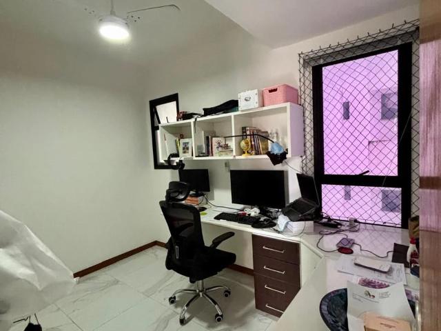 Apartamento para Venda em Salvador/BA Itaigara 3 Quartos