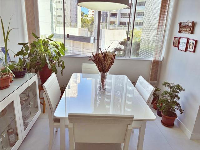 Apartamento para Venda em Salvador/BA Itaigara 2 Quartos
