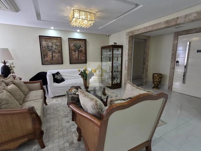 Apartamento para Venda em Salvador/BA Itaigara 4 Quartos