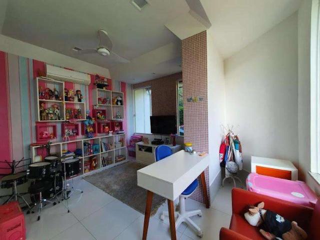 Apartamento para Venda em Salvador/BA Jaguaribe 4 Quartos