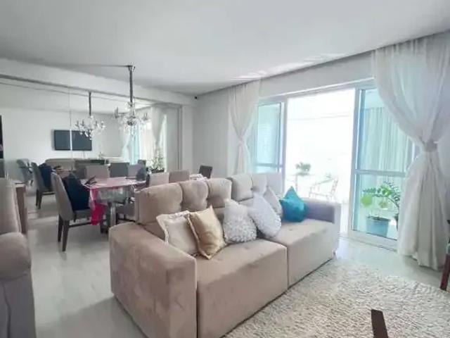 Apartamento para Venda em Salvador/BA Jaguaribe 4 Quartos