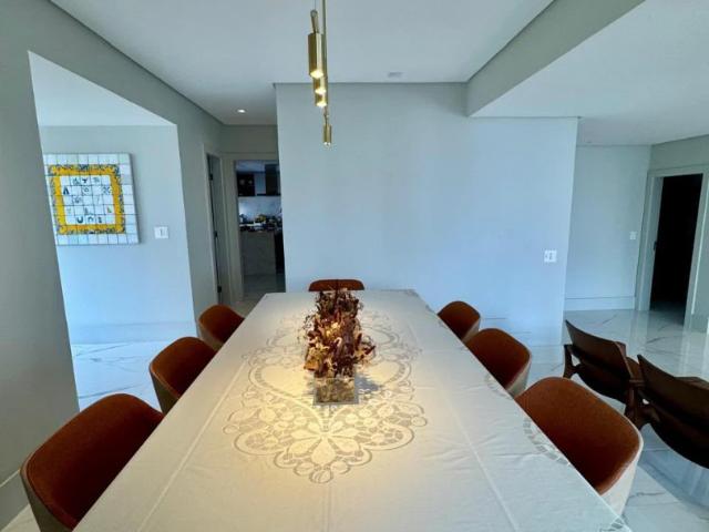 Apartamento para Venda em Salvador/BA Jardim Apipema 4 Quartos