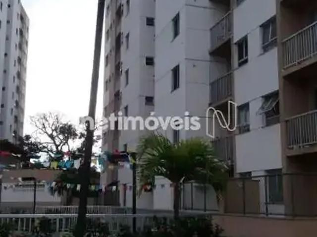 Apartamento para Venda em Salvador/BA Jardim das Margaridas 2 Quartos