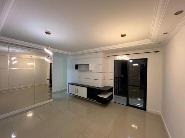 Apartamento para Venda em Salvador/BA Jardim das Margaridas 3 Quartos