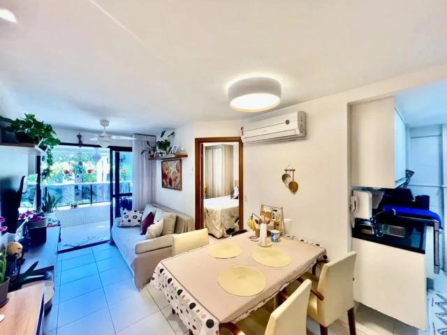 Apartamento para Venda em Salvador/BA Ondina 2 Quartos