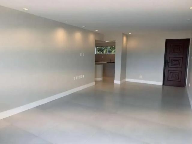 Apartamento para Venda em Salvador/BA Ondina 3 Quartos