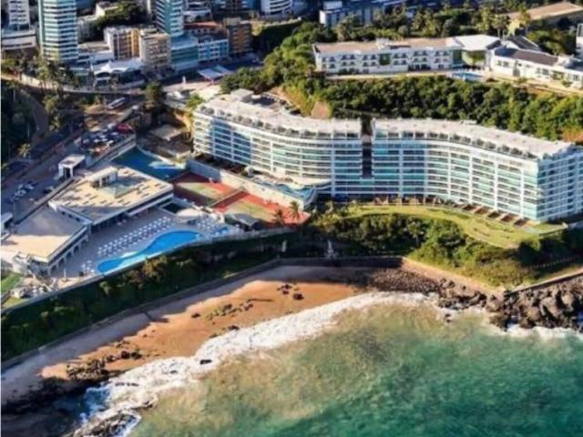 Apartamento para Venda em Salvador/BA Ondina 3 Quartos