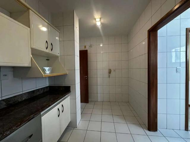 Apartamento para Venda em Salvador/BA Ondina 3 Quartos