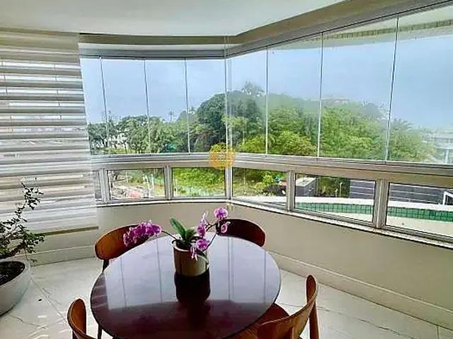 Apartamento para Venda em Salvador/BA Ondina 4 Quartos