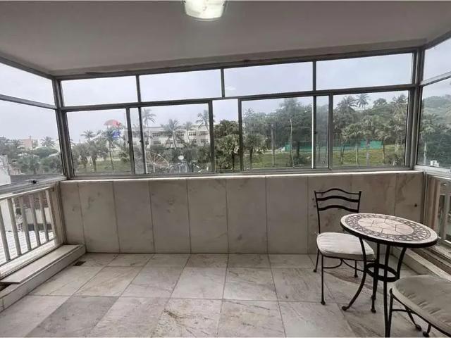 Apartamento para Venda em Salvador/BA Ondina 4 Quartos