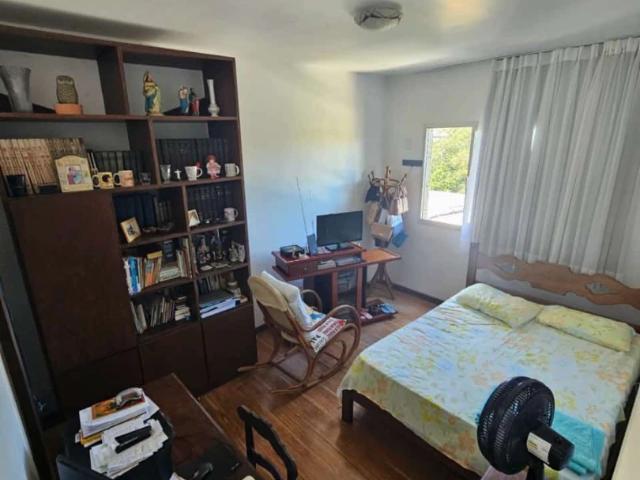 Apartamento para Venda em Salvador/BA São Caetano 4 Quartos
