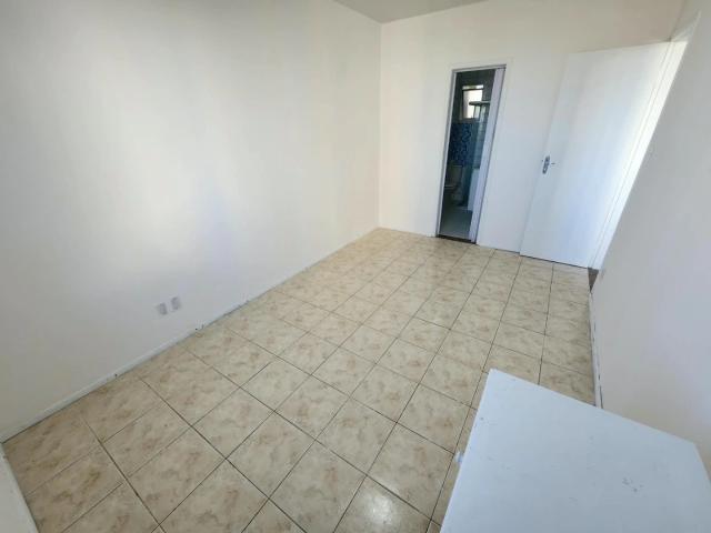 Apartamento para Venda em Salvador/BA Stiep 3 Quartos