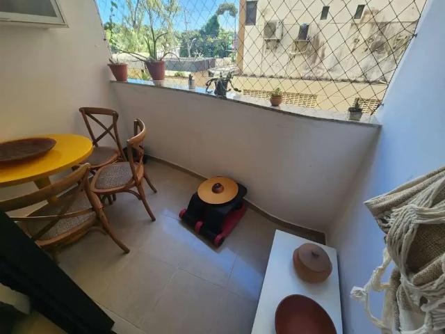 Apartamento para Venda em Salvador/BA Stiep 3 Quartos