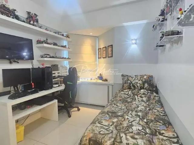 Apartamento para Venda em Salvador/BA Paralela 3 Quartos